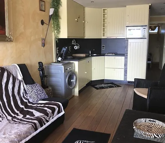 Luxe Village Naturiste Zebra شقة